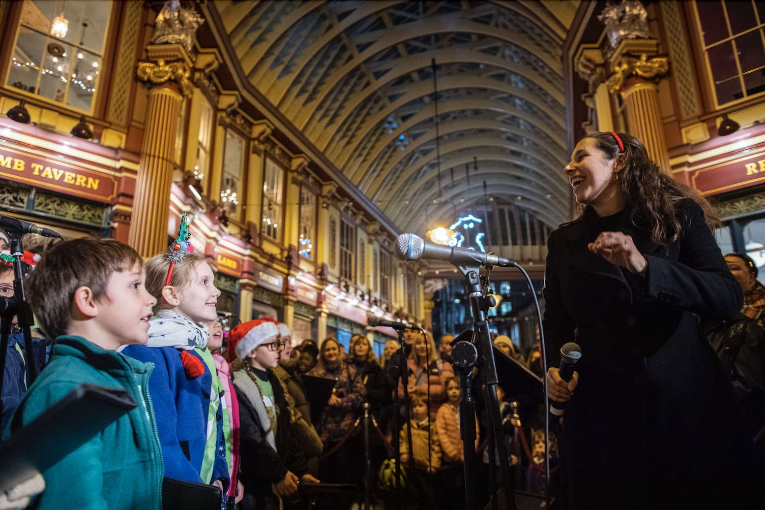 London Youth Choirs at Leadenhall Market for Christmas lights switch on